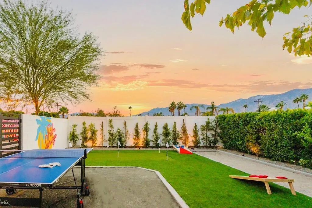 Holiday home Pineapple Palms Villa Palm Springs
