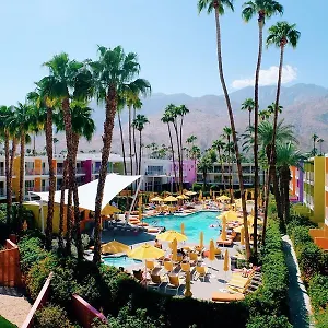 The Saguaro Hotel
